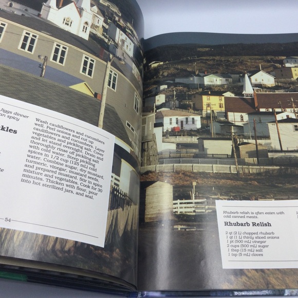 Newfoundland Pictorial Cookbook East Coast Recipes and Photos Hardcover 1990 - Picture 13 of 14